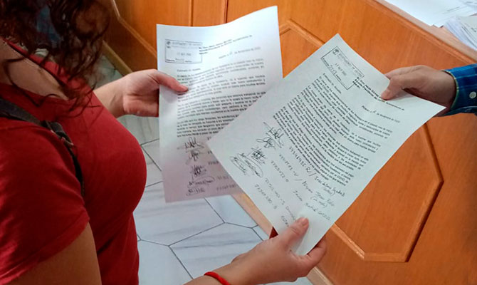 Momento de la presentación del escrito