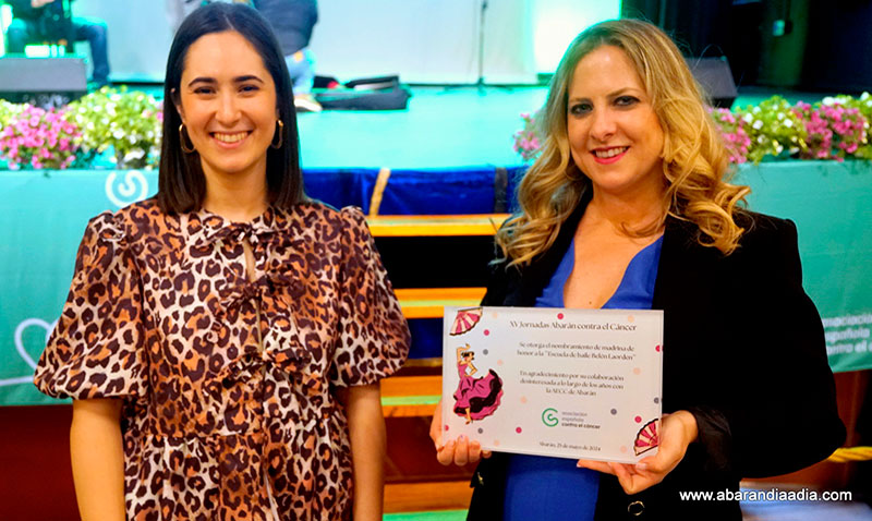 La nueva presidenta, Clara Parra, junto a la Madrina 2024