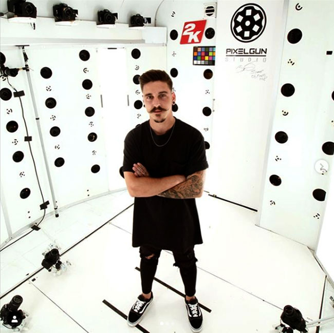 Honart en el 'scan' de Los Ángeles para crear su personaje