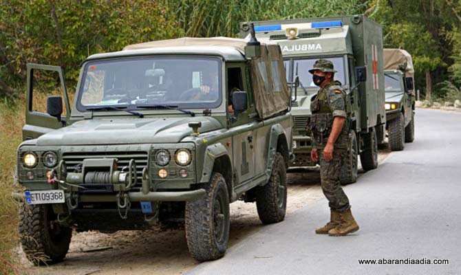 Los vehículos militares en Candelón