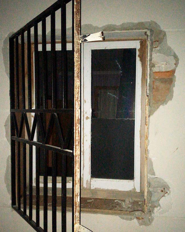 Los amigos de lo ajeno ya habían allanado su acceso a la vivienda