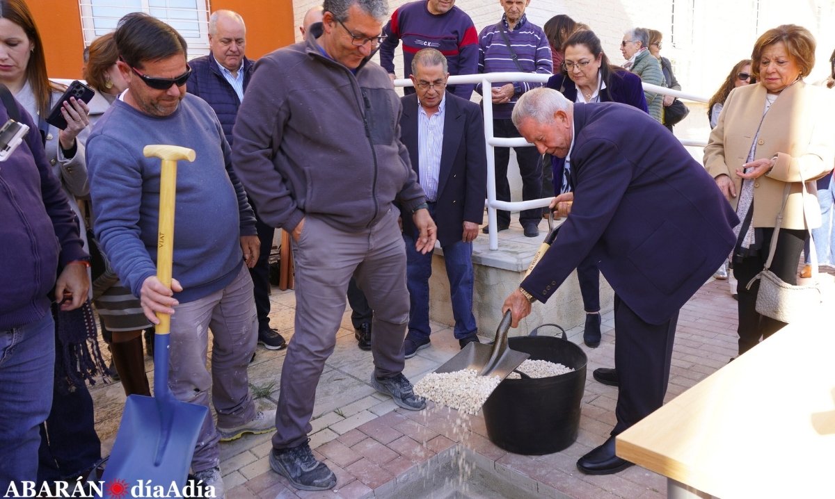Puesta la primera piedra para la ampliación de la residencia de mayores de Abarán