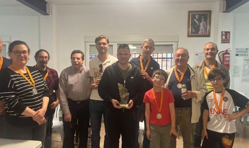 Éxito de participación en el primer torneo de ajedrez de San José Artesano