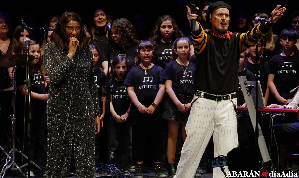 La magia del soul conquista el Teatro Cervantes de Abarán con Soul Teller