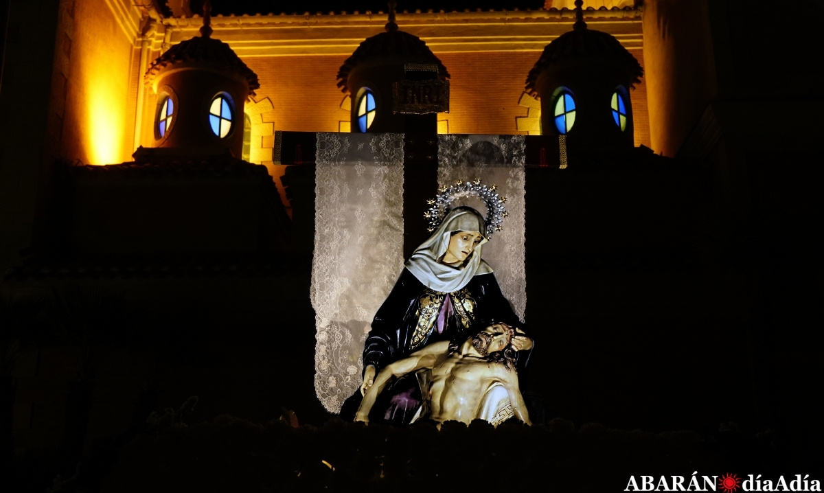 Momentos finales de la Procesión del Santo Entierro en la Semana Santa de Abarán 2026