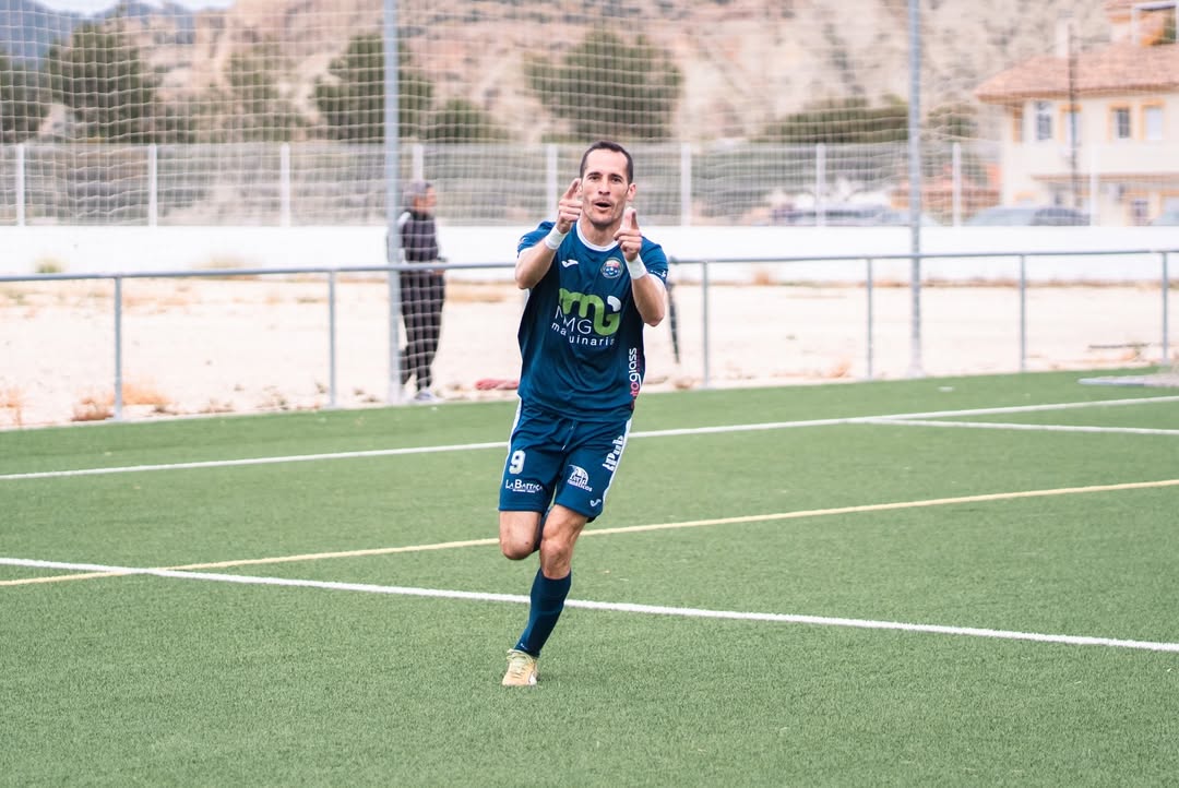 Cinco goles en media hora: la tarde histórica del abaranero Nico Carrasco