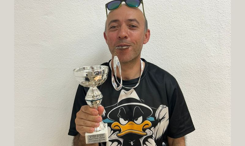 Jesús David Montiel logra el tercer puesto en el campeonato regional de tenis de mesa
