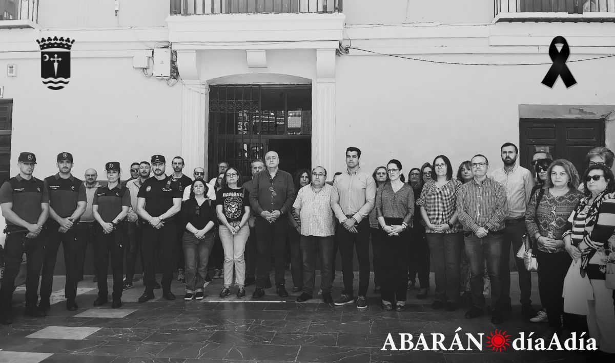 Abarán guarda un minuto de silencio por el fallecimiento de José Ballesta