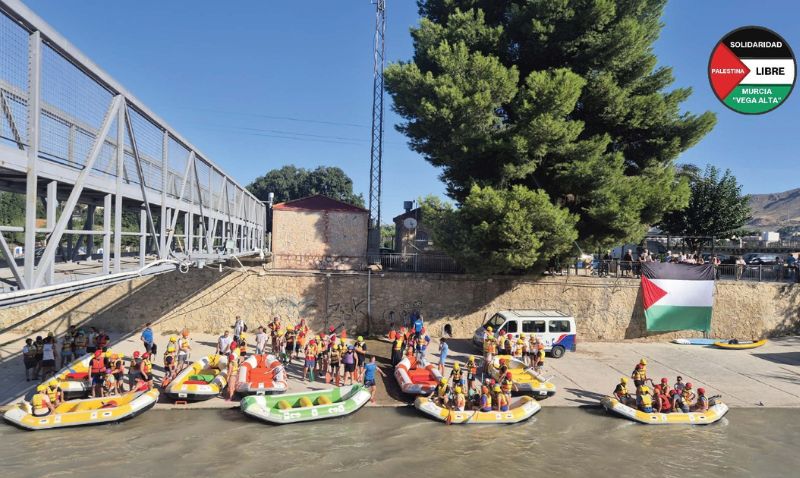 Descenso solidario por el Segura en apoyo a la causa palestina y a la Flotilla Sumud