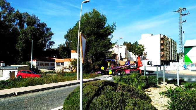 El turismo fue rescatado con ayuda de una gr&uacute;a