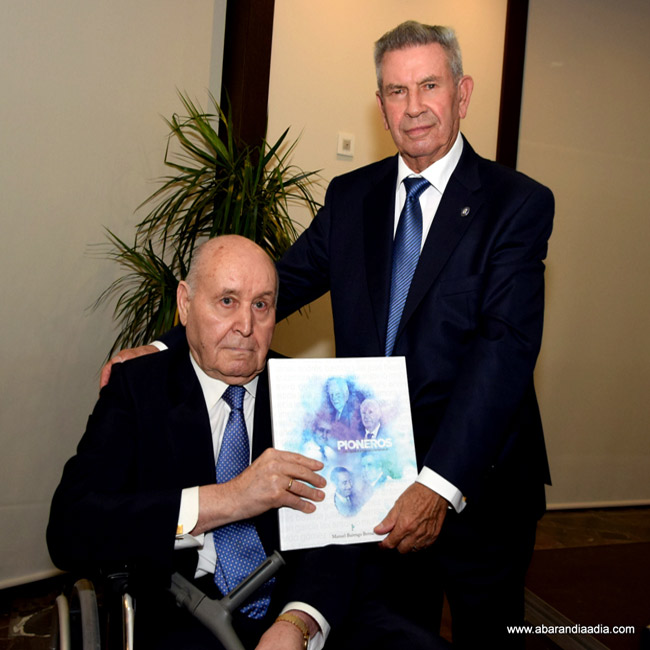 Andrés junto a Gerardo en la presentación de 'Pioneros' (Octubre 2018)