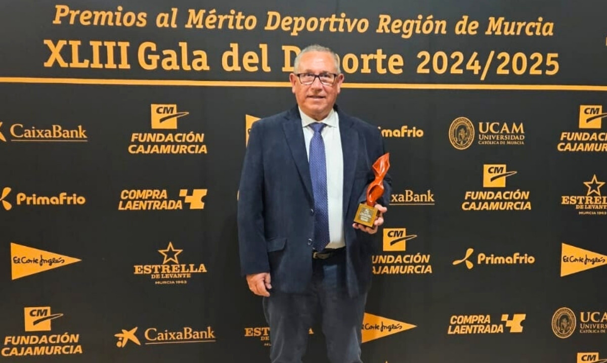 El abaranero Jesús Yelo, premiado por su contribución al periodismo deportivo regional