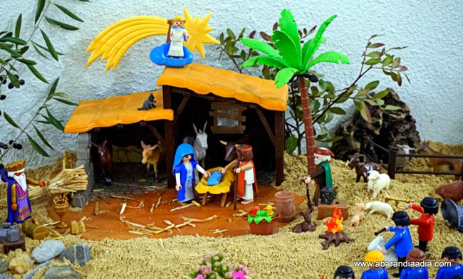 El CIMA acoge también un original Belén de 'Clicks de Famobil'