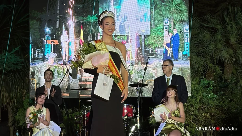 Coronación elena 2